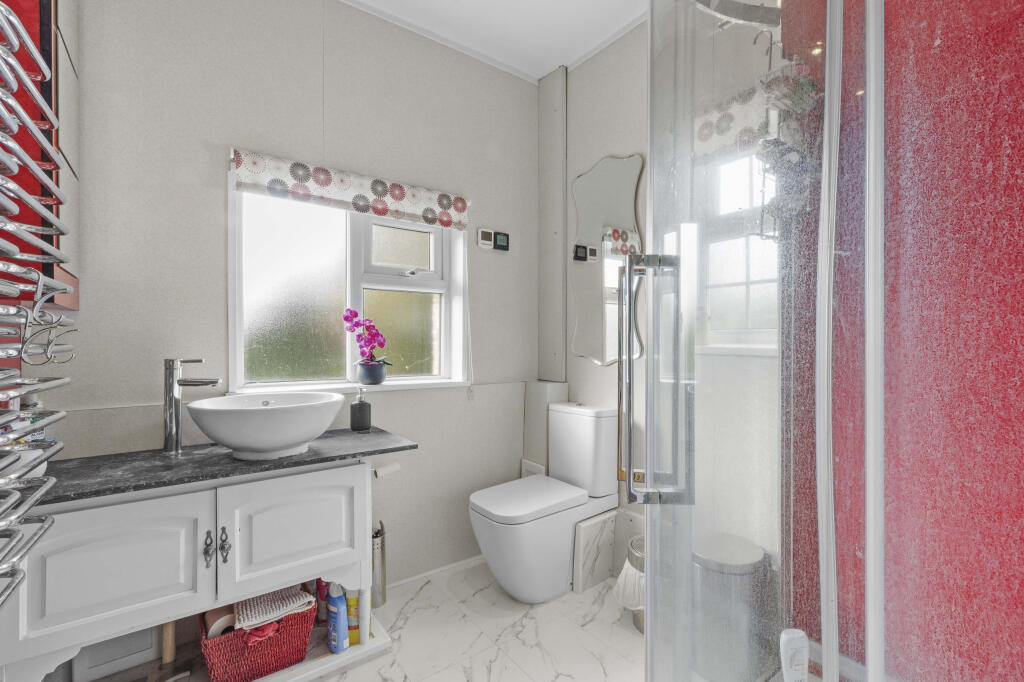 145 Courthouse Road, SL6 6HY (LOW RES)-3