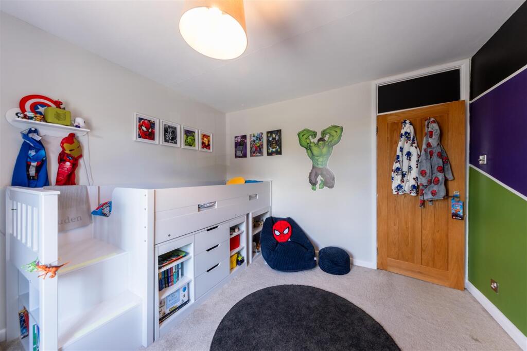 26 The Avenue-026.jpg