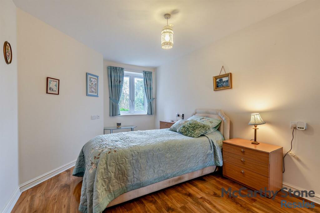 Double Bedroom