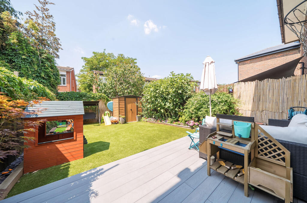 1310950-4-685401f...