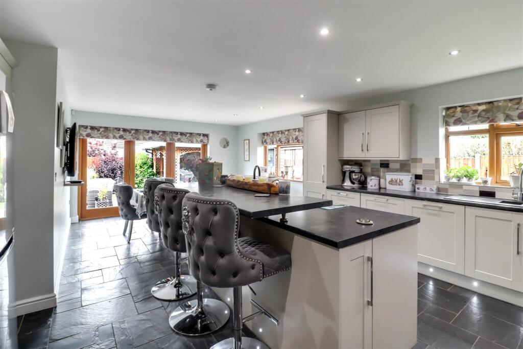 Open Plan Living Dining Kitchen