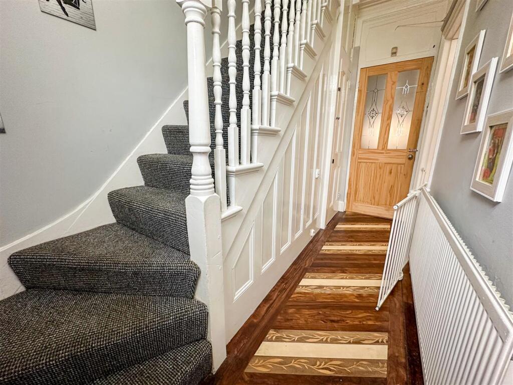 ENTRANCE HALL