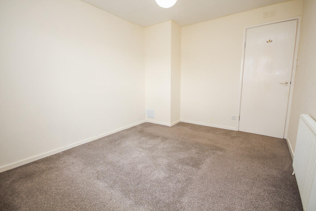 38 Quentin Rise -...