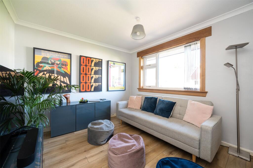 Family Room/Bedroom