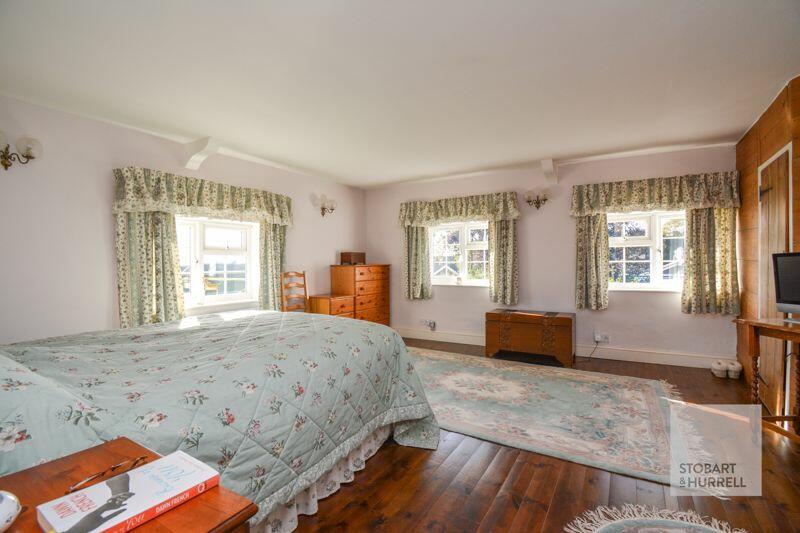 Bedroom 1 Alternative 