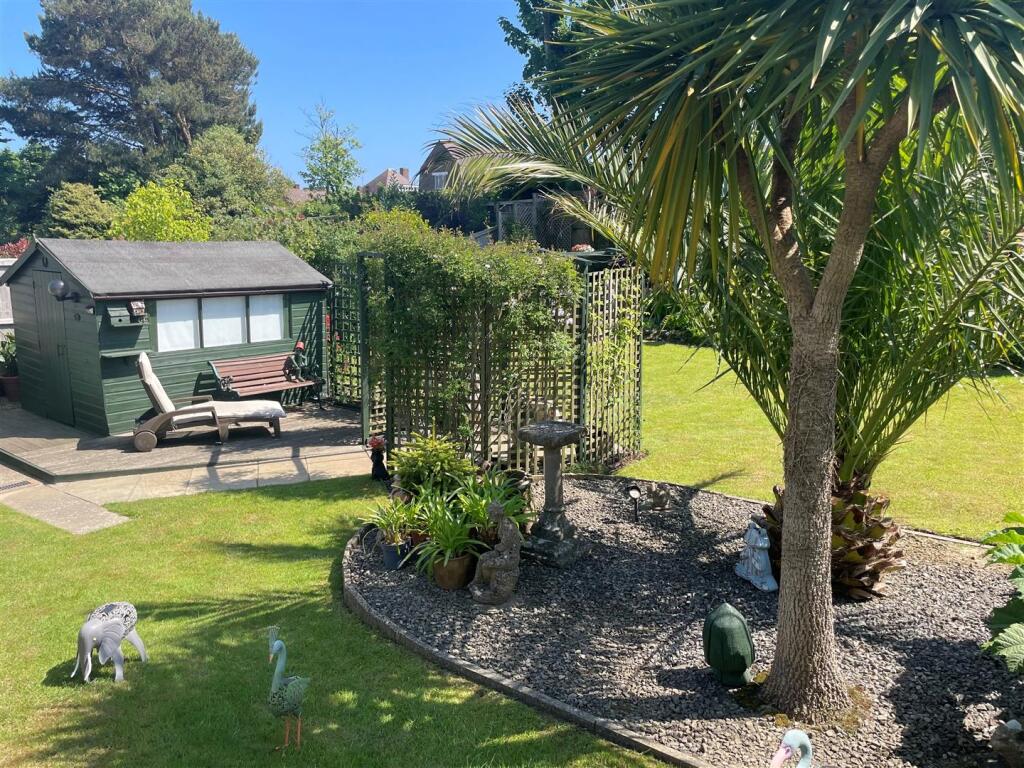 Garden 4.jpg