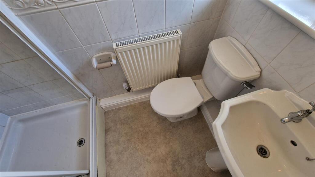 En Suite Shower Room