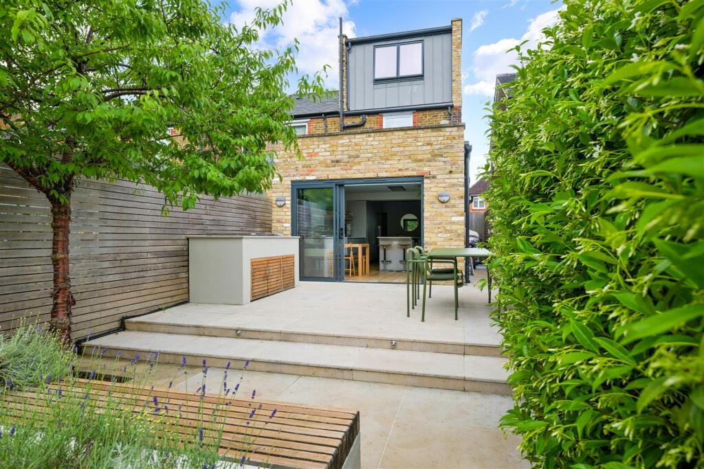 UPPER COURT ROAD,  (11).jpg