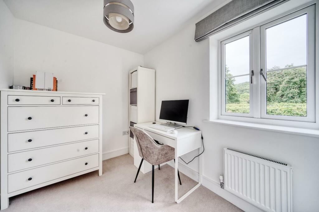 14 - bed 4.jpeg