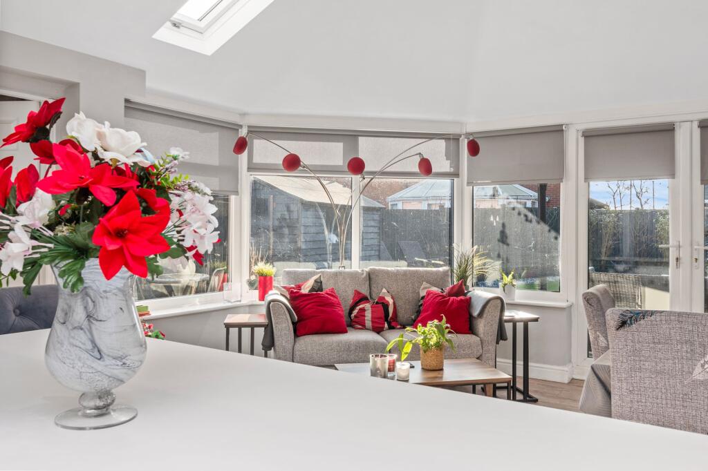 Reception Rooms &amp; Kitchen