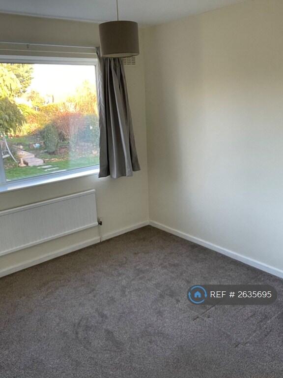Upstairs Rear Double Bedroom