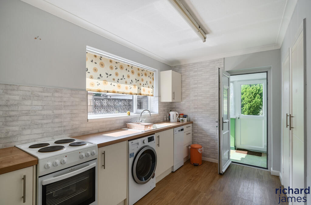 b3b669a3a8464d5bb74aecb48a75ab4b