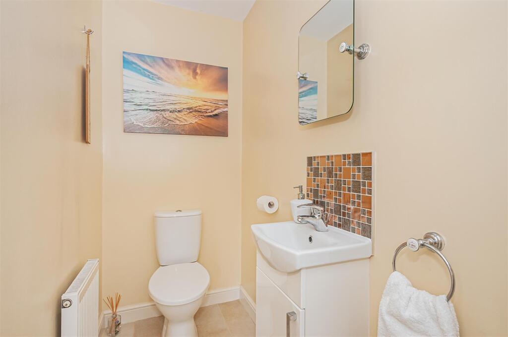 65 Captains Close8.jpg