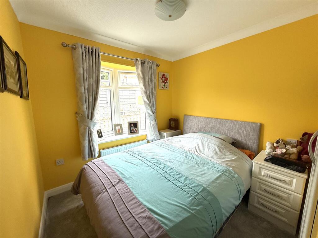 141 lower lodge bed.jpeg