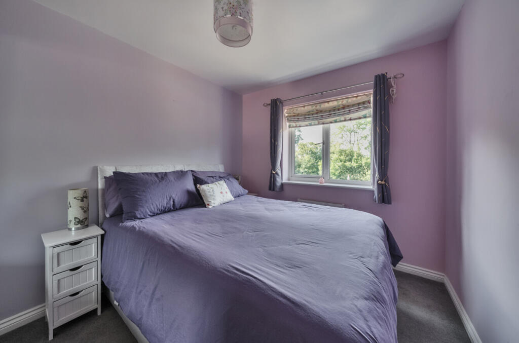 1325540-9-687a76f...