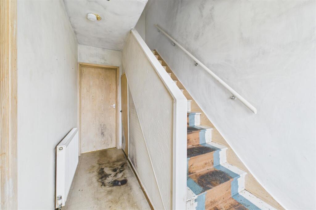 85 Stirtingale Road, Kingsway, Bath BA2 2NG | Free