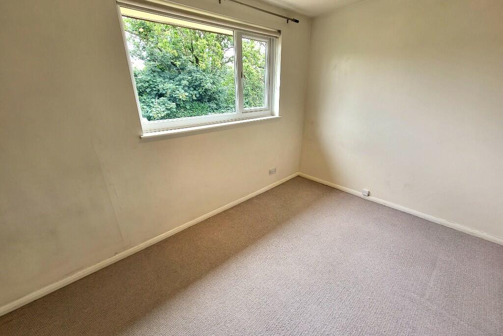 Bedroom Two (2)