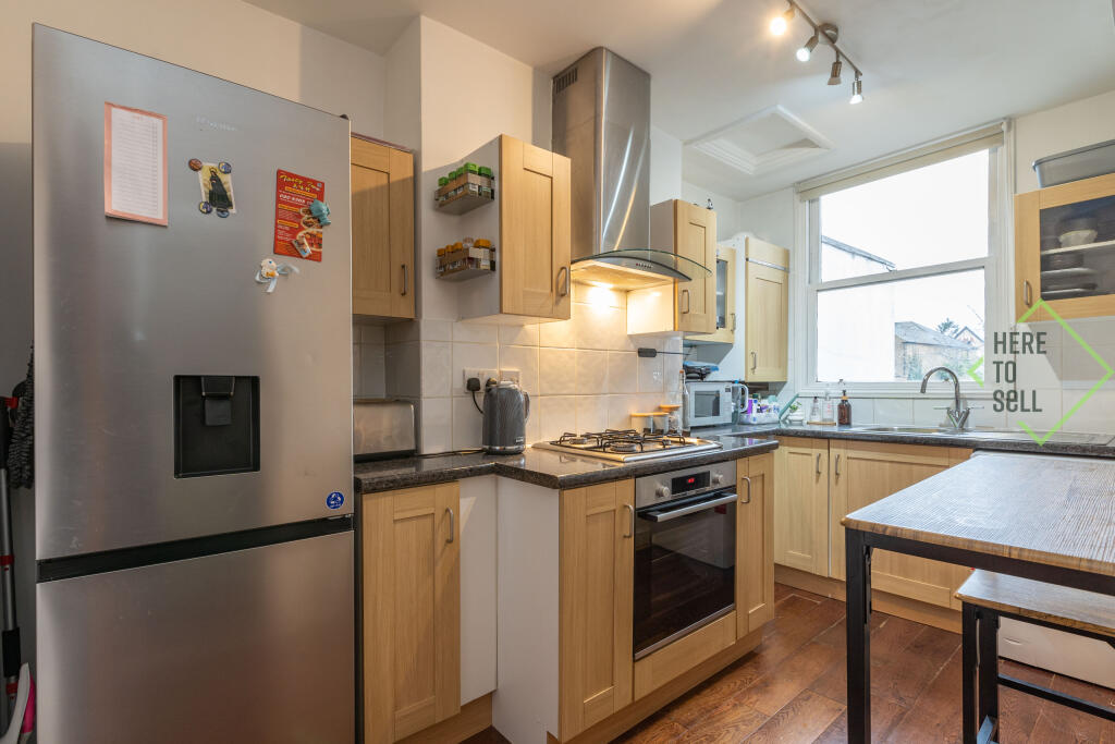 Flat B, 69 Beaconsfield Rd-N11 3AA-20