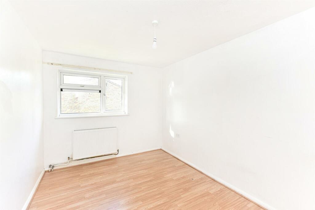 83 Alexandra Road-5_resized.jpg