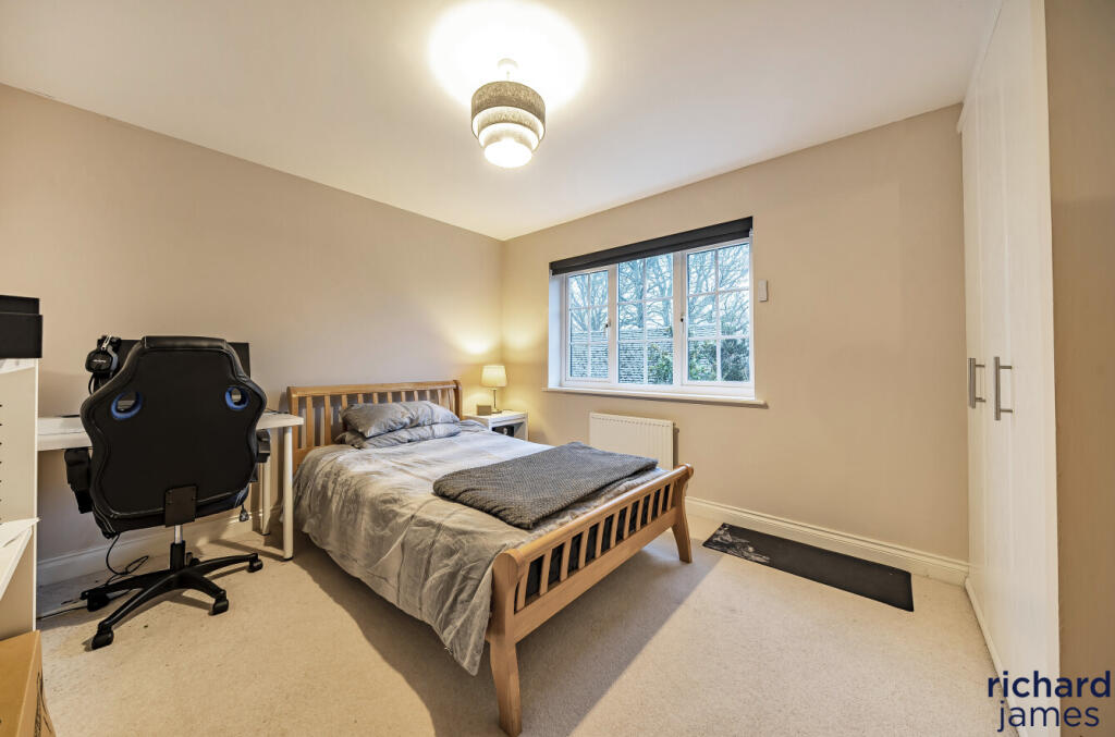 0e4b4e6b606b4b06a66aaaecd58fddf0