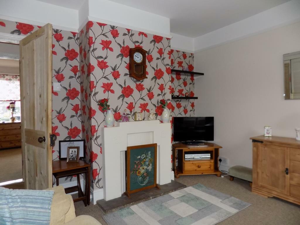SITTING ROOM