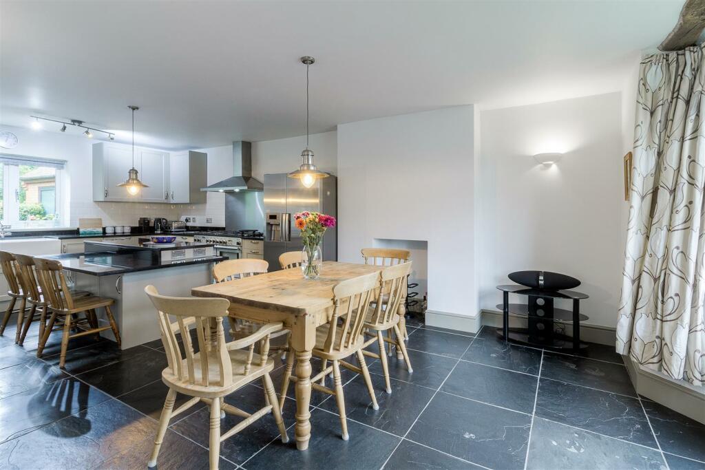 1 Atterton Lane, Witherley