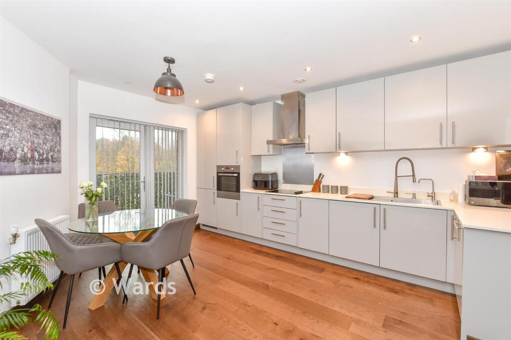 Lounge/Diner/ Kitchen