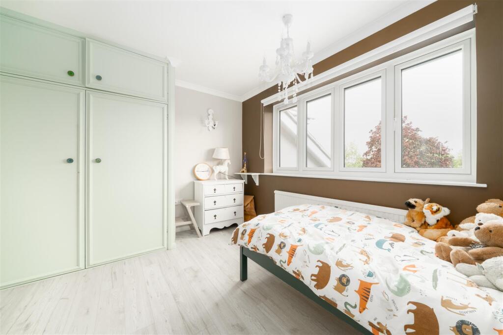 Bedroom2-3.jpg
