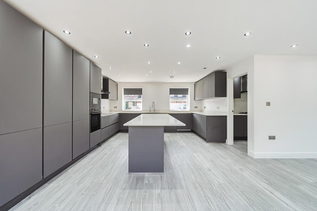 1341336-4-689f661...