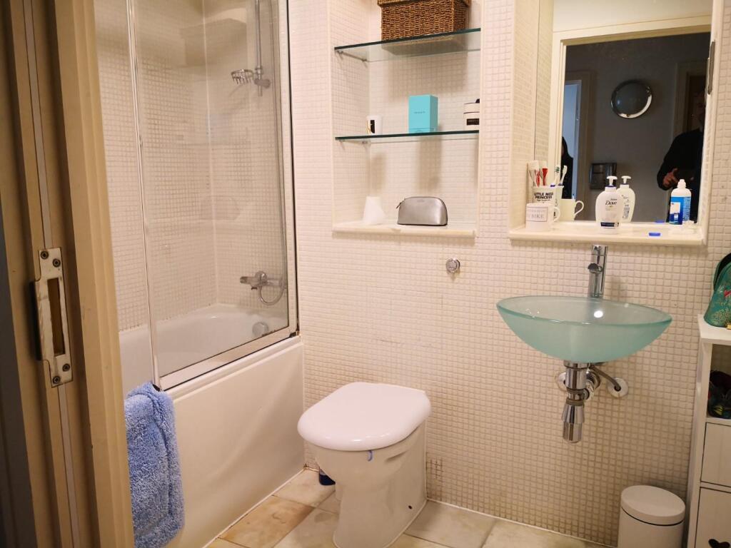Bathroom.jpeg