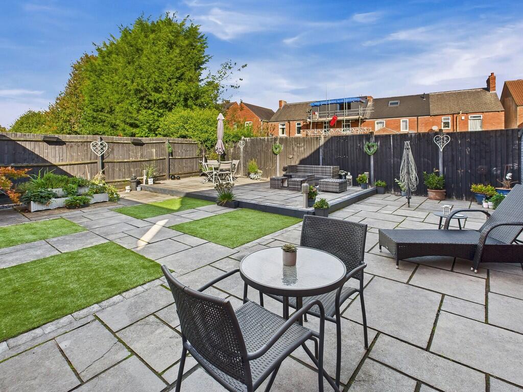 CAM04273G0-PR0192...