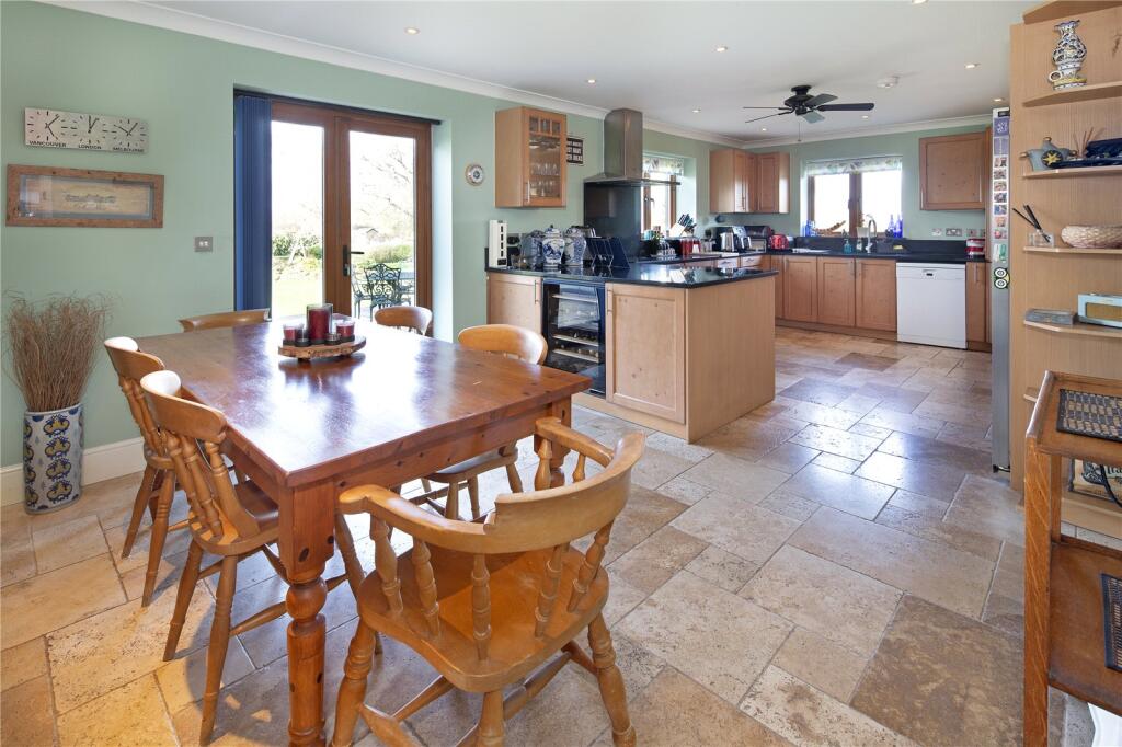Breakfast Room