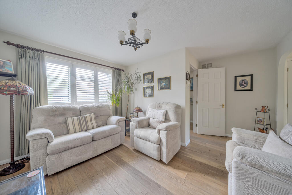 1346422-18-68b5a6...