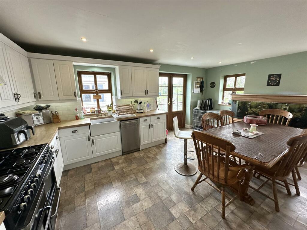 Kitchen / Diner