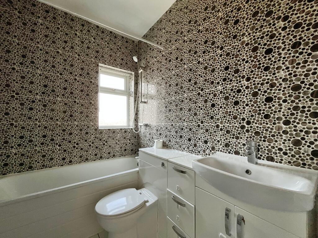 81a41aaa-3-4359-93AB-C9045A90BFCF-1163-0000004356F07D6D