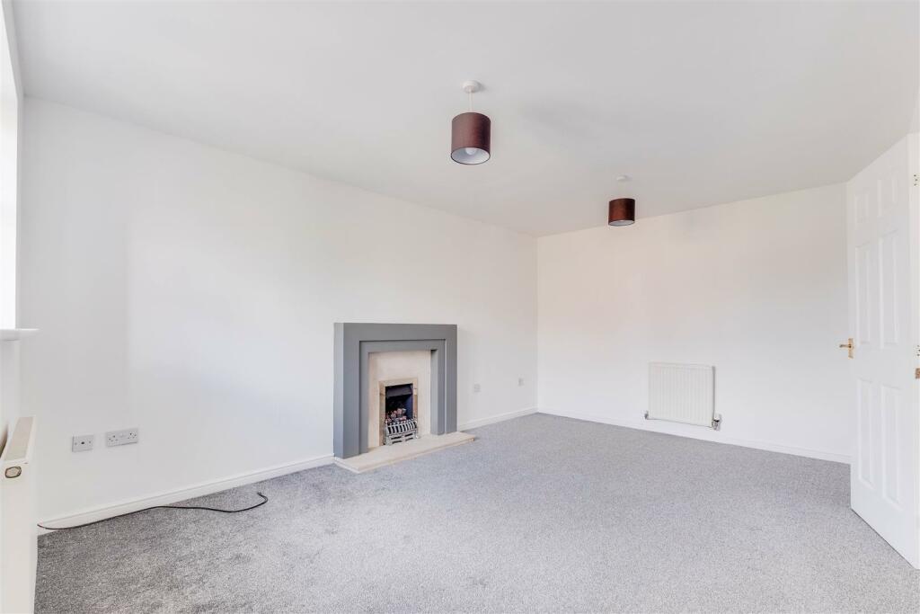 Constables New Heyes-2-12.jpg