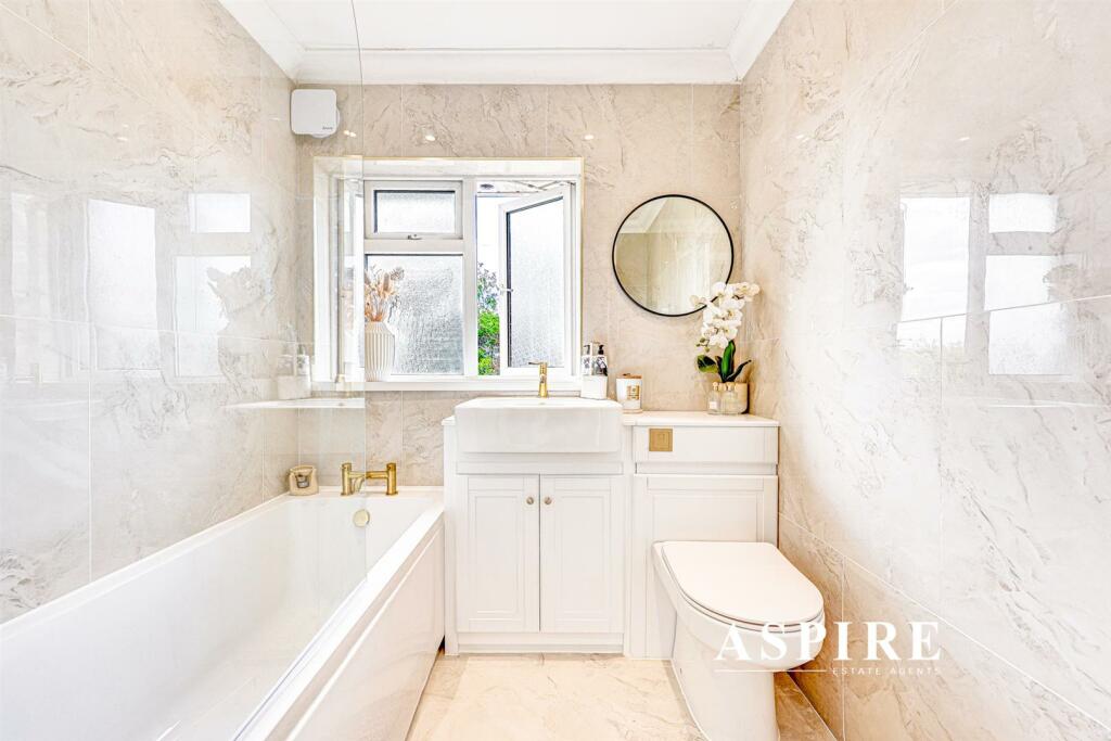 Aspire Estate Agents16.jpg