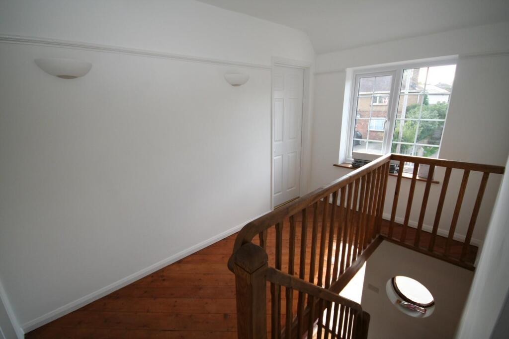 33 St Andrews Road Landing.JPG