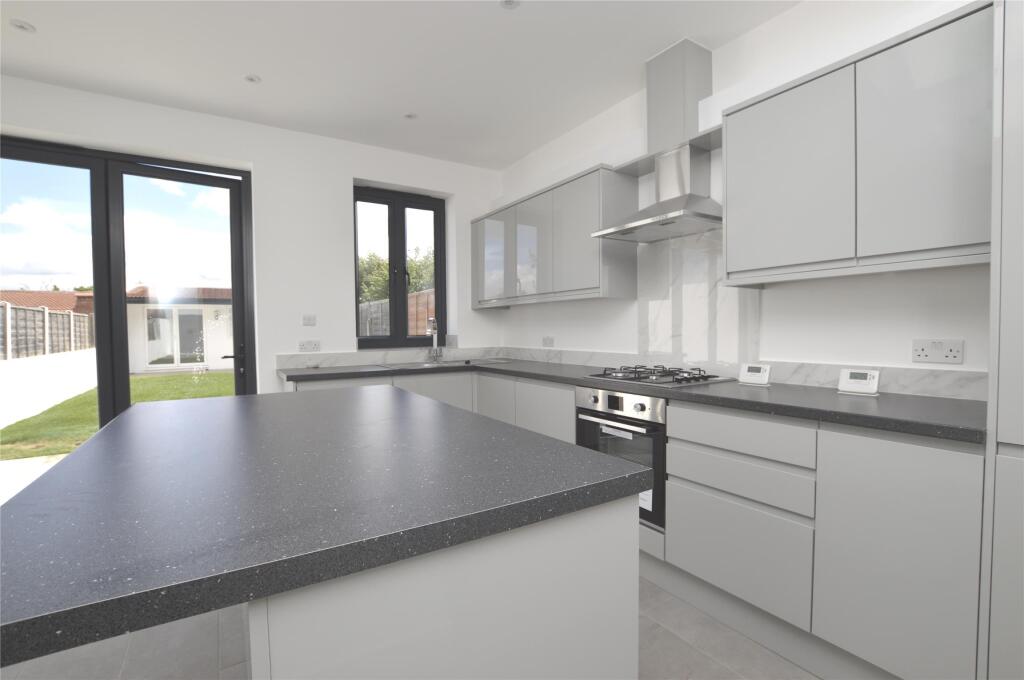 KITCHEN (2)