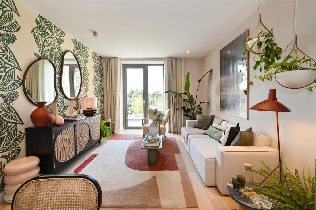 Ashbee-Show-Flat (13).JPG