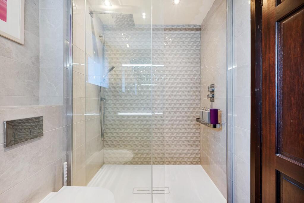 The Coach House HDR-39.jpg