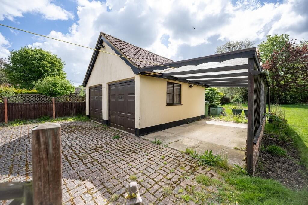 Barnfield House-3...