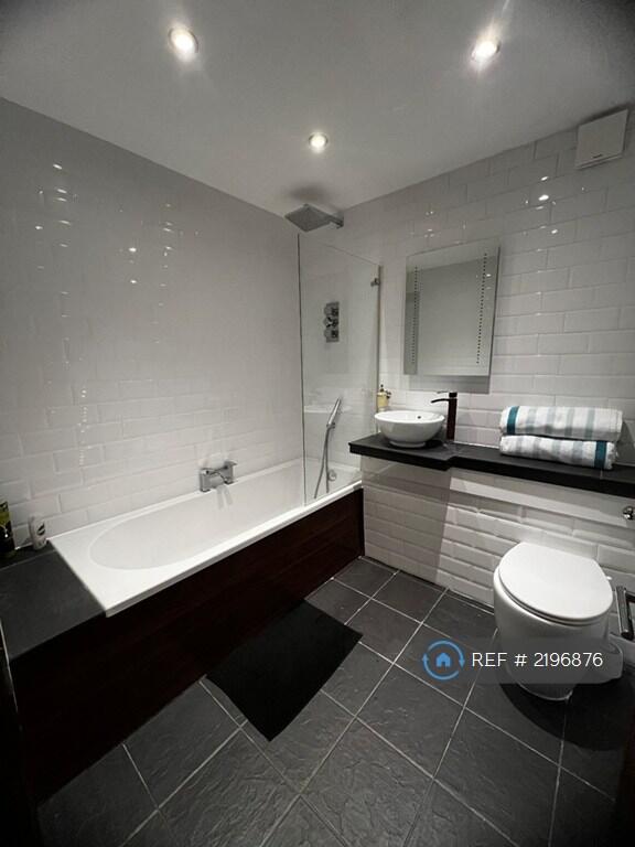 Large Family Bathroom