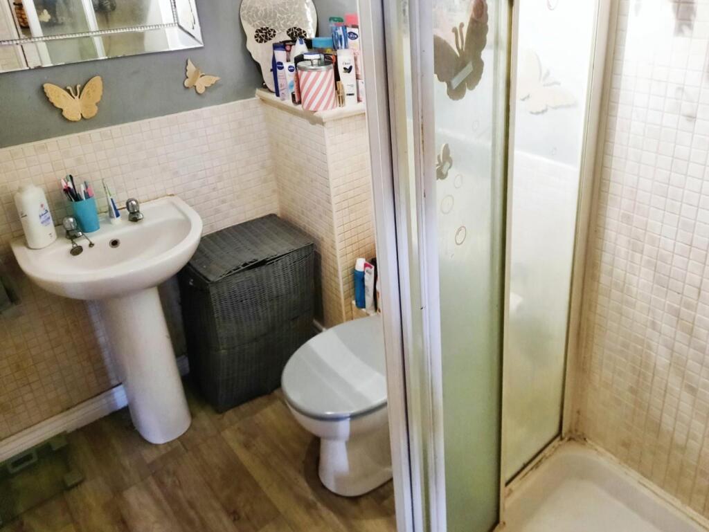 Jack &amp; Gill En-Suite