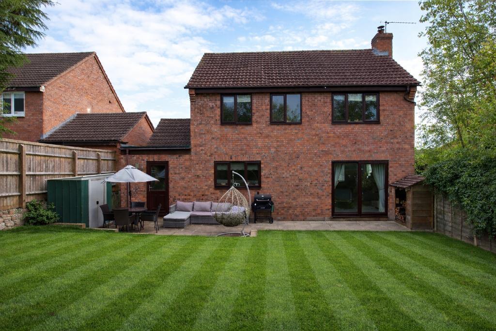 Flat easy to maintain garden