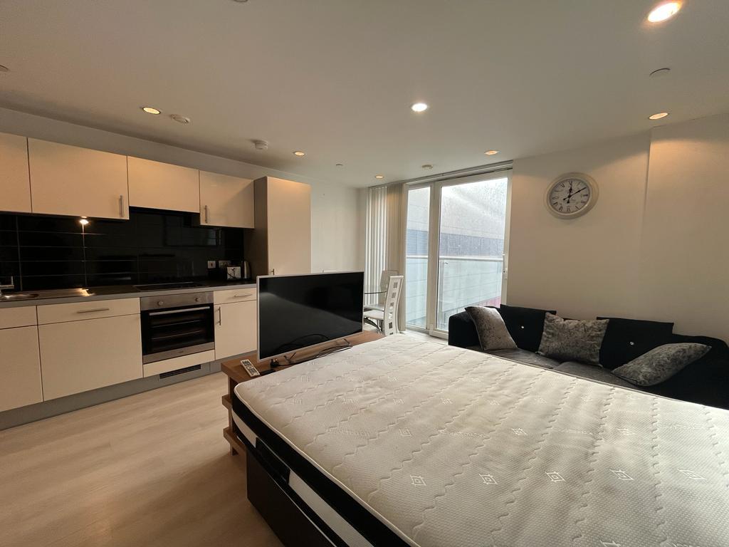 Open Plan Living/Kitchen