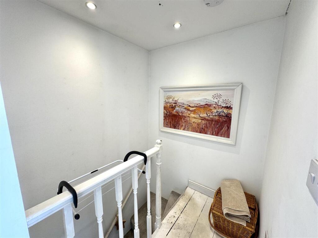 FIRST FLOOR STAIRS AND LANDING