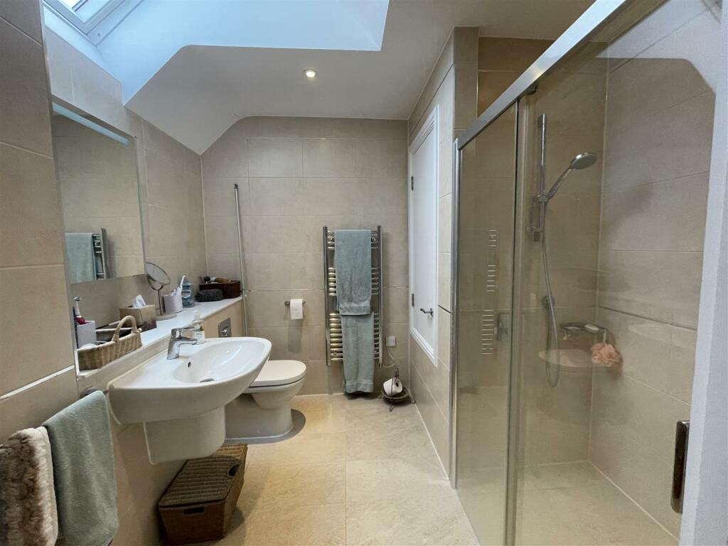 en suite.jpg