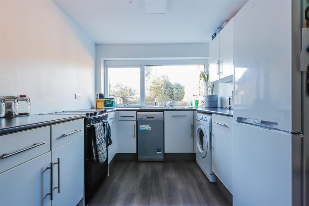 Pencoedtre Road -7.jpg