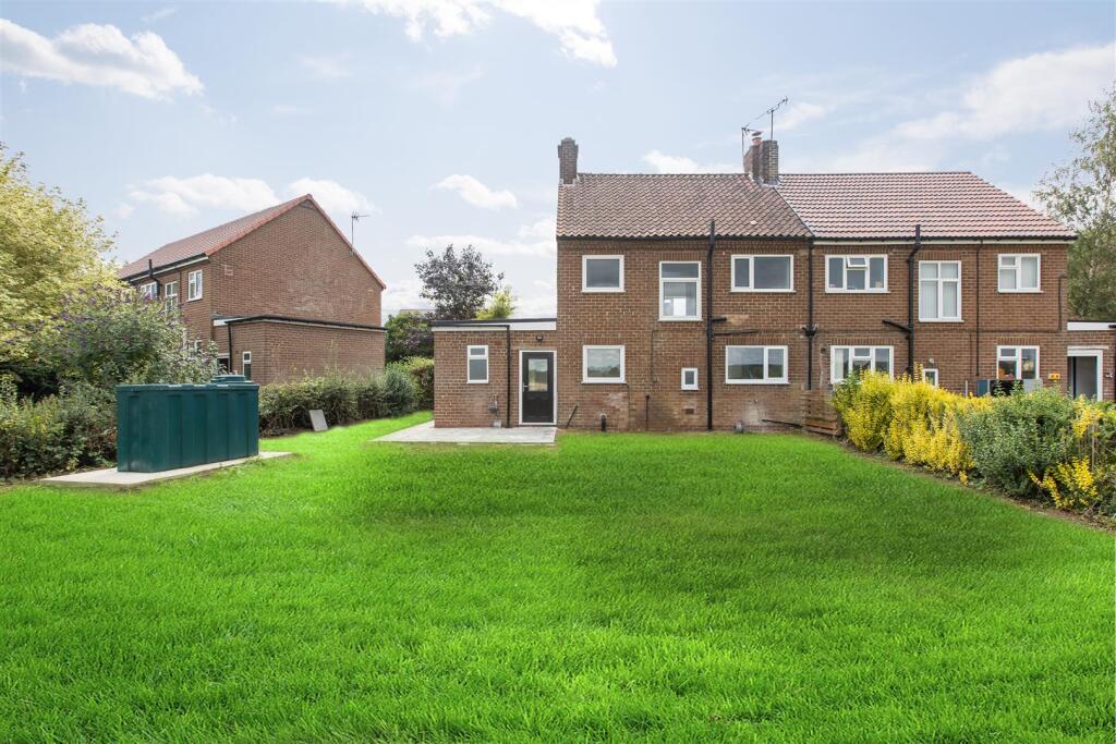 Chestnut Avenue 9 External-6 Edited.jpg